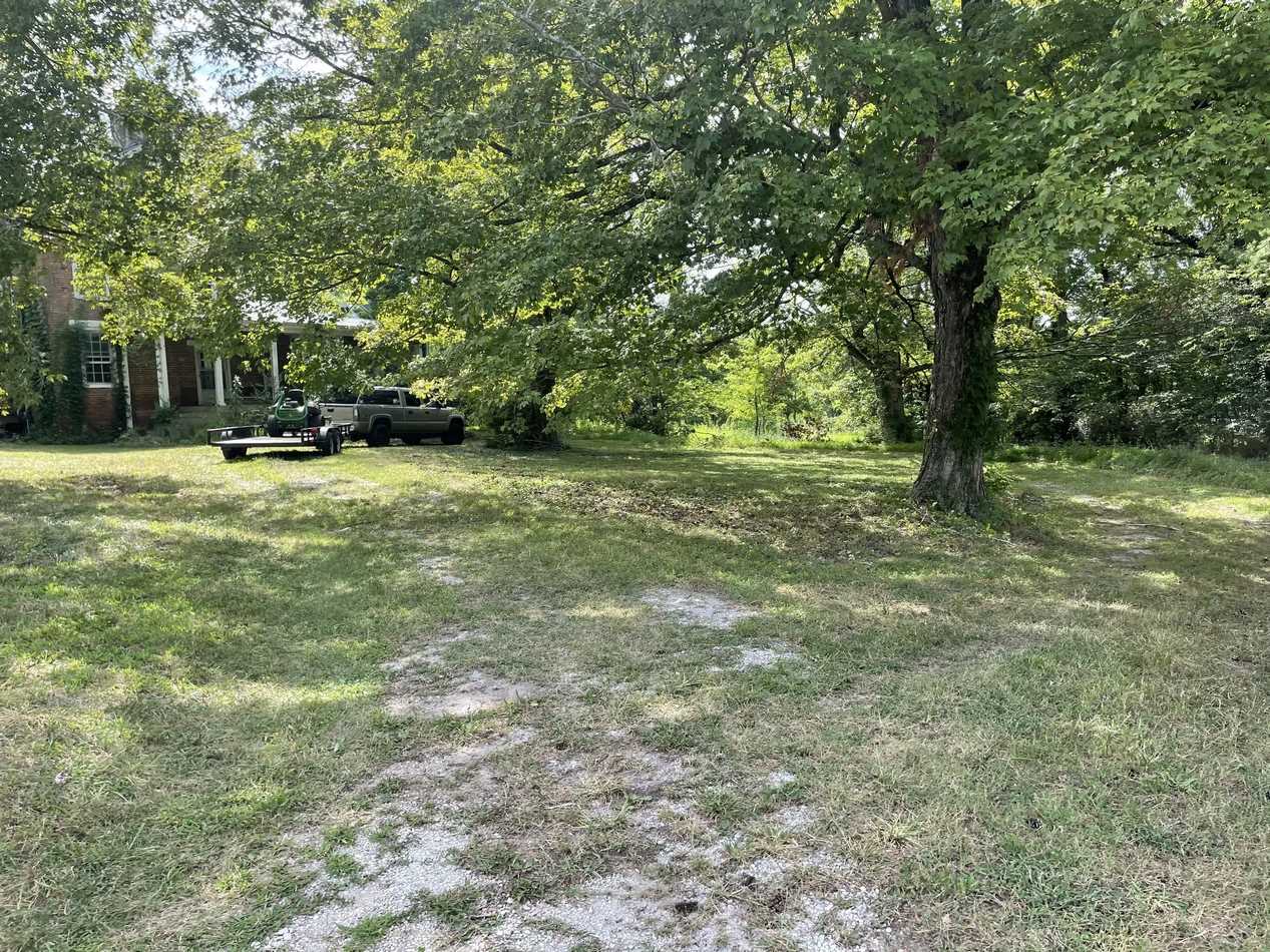 c. 1852 in Huntland, TN Old House Dreams