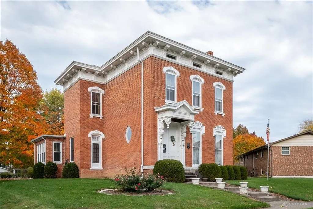 c. 1870 Italianate in Xenia, OH - Old House Dreams