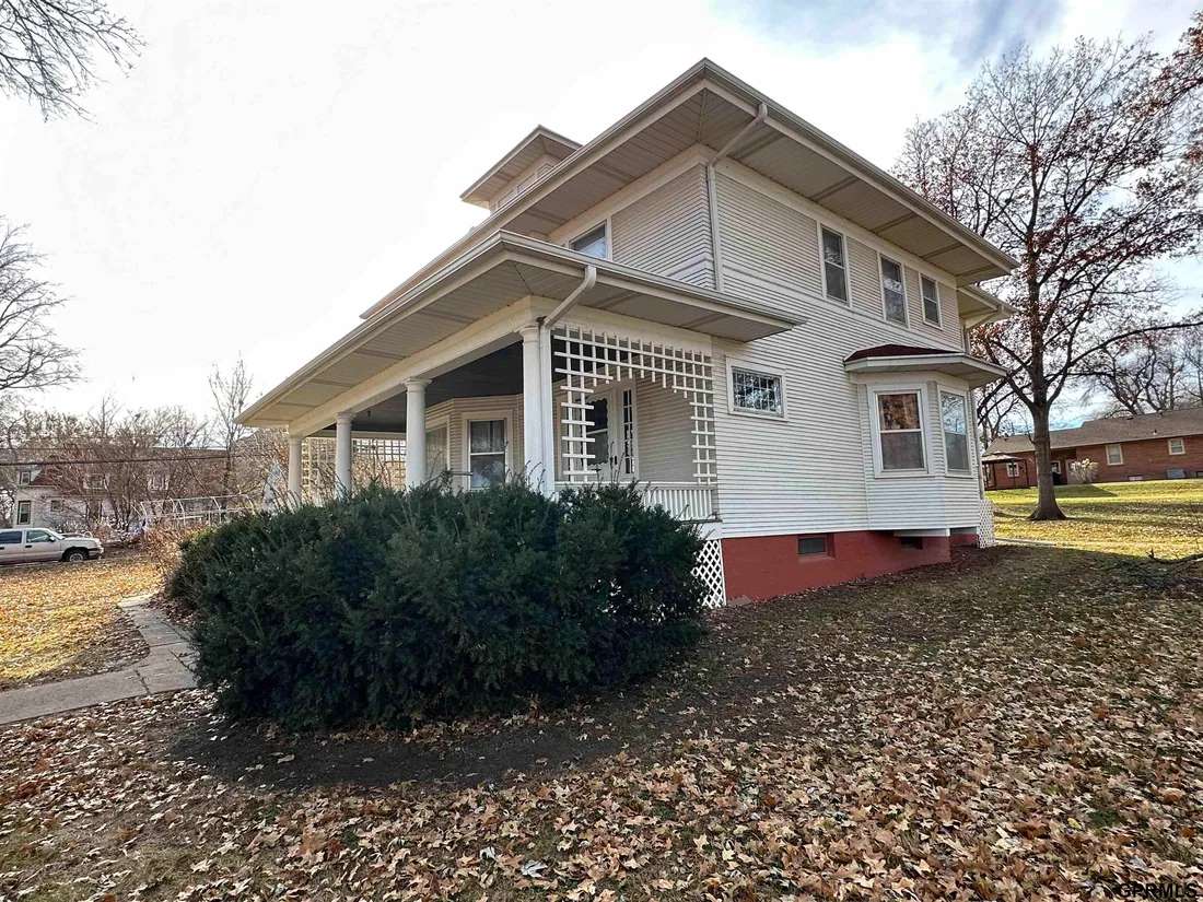 1911 Prairie in Wilber, NE Old House Dreams