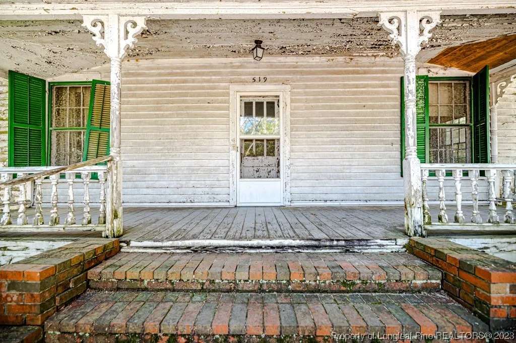 c. 1877 Folk Victorian in Cameron, NC - Old House Dreams