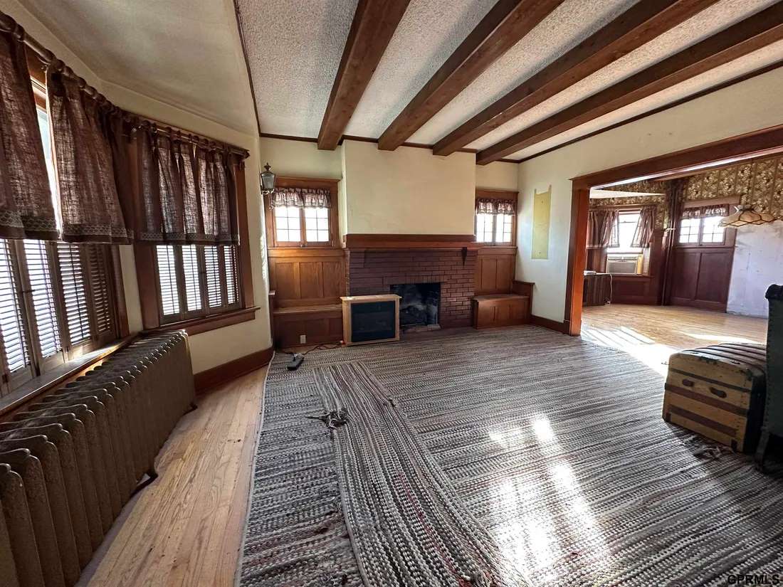 1911 Prairie in Wilber, NE Old House Dreams