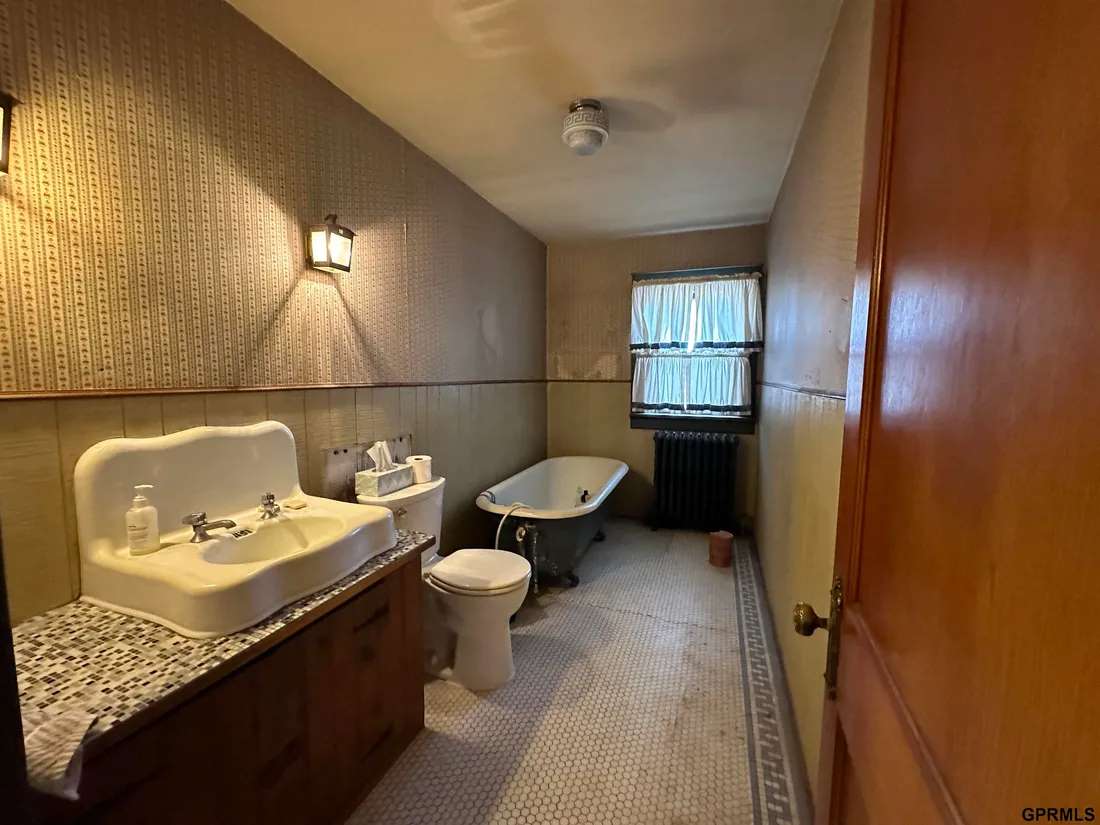 1911 Prairie in Wilber, NE Old House Dreams