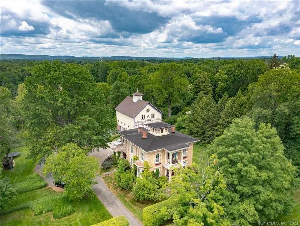 Old houses for sale in CT. Old House Dreams