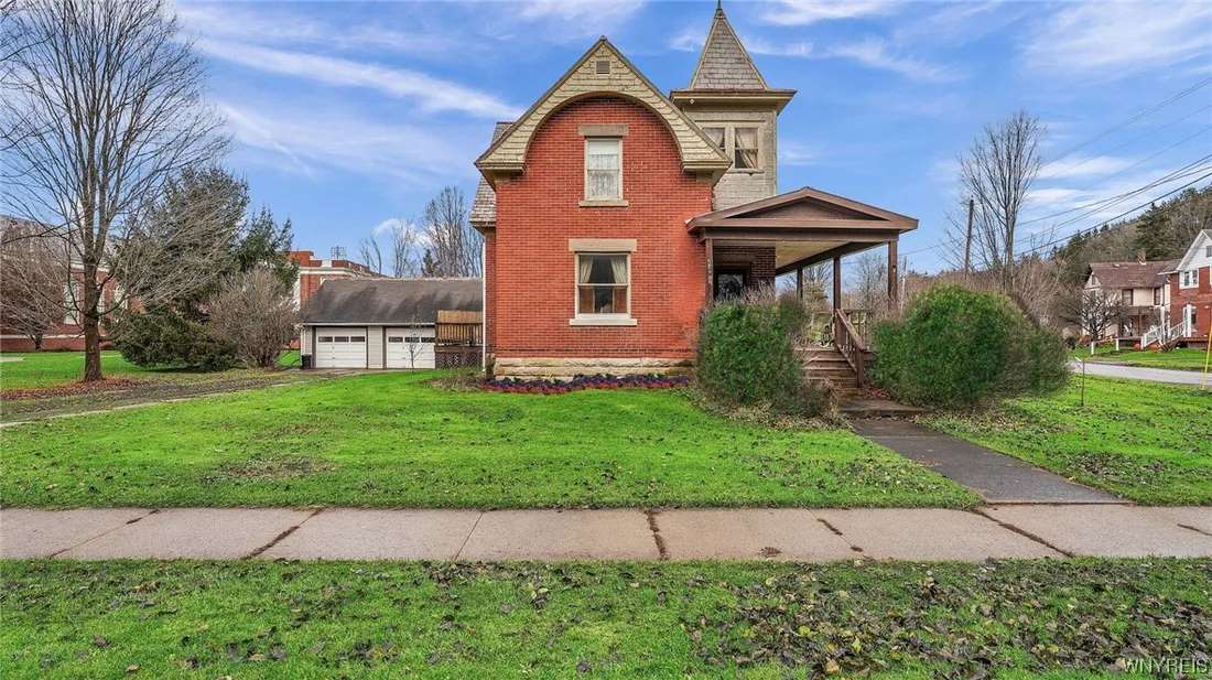 Private: 1909 in Andover, NY