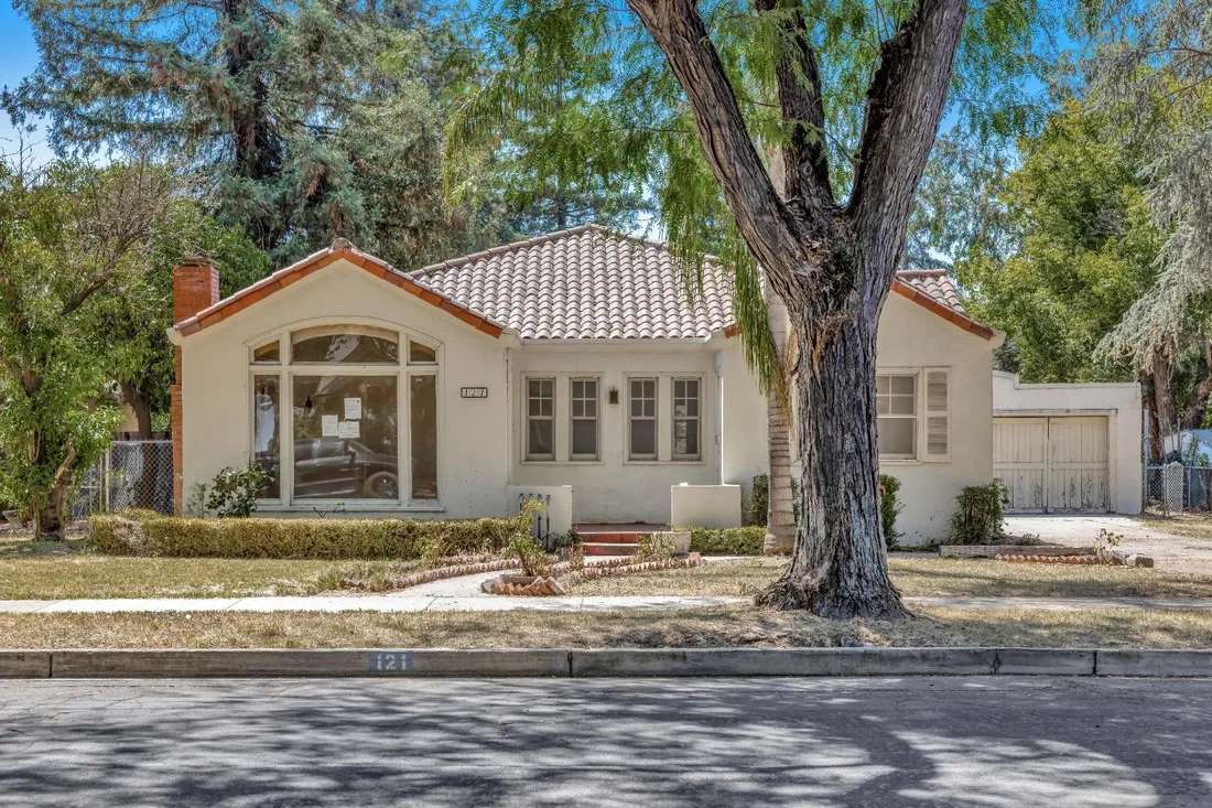 Private: c. 1930 in Modesto, CA