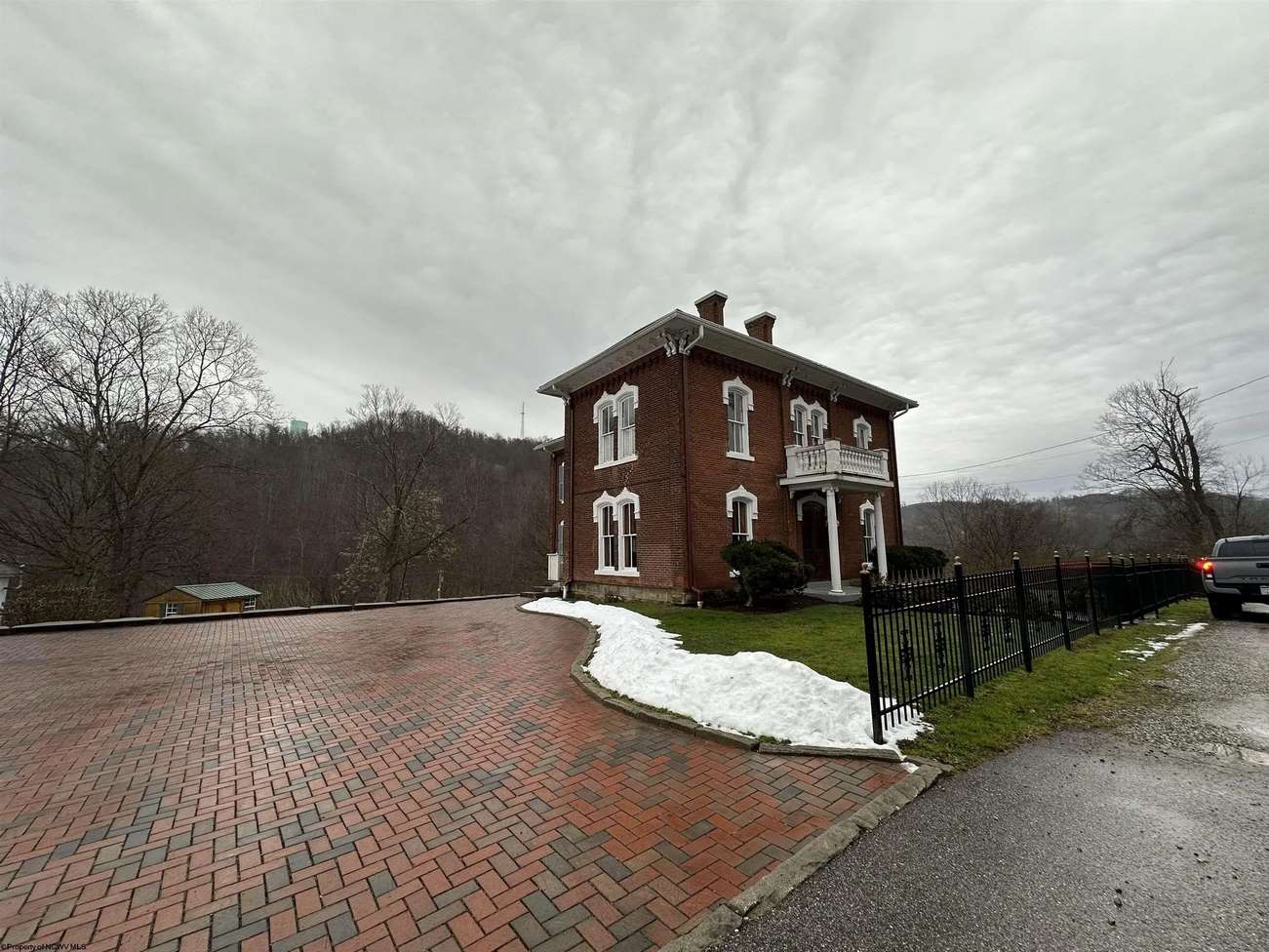 1877 Italianate in West Union, WV Old House Dreams