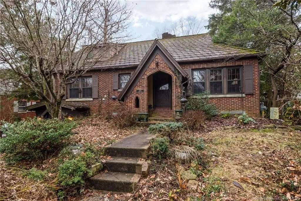 1942 Tudor Revival in Clarksville, IN