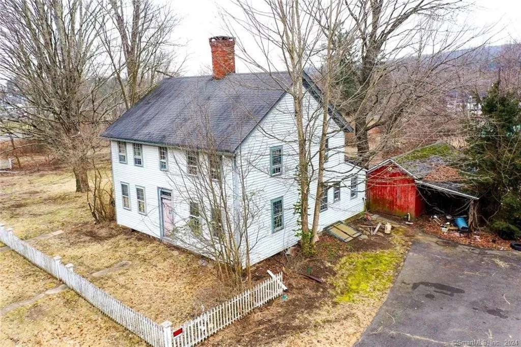 c. 1825 in Woodbury, CT