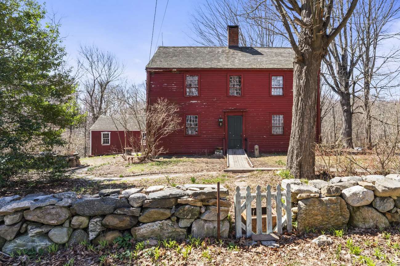 Private: c. 1744 in Newtown, CT