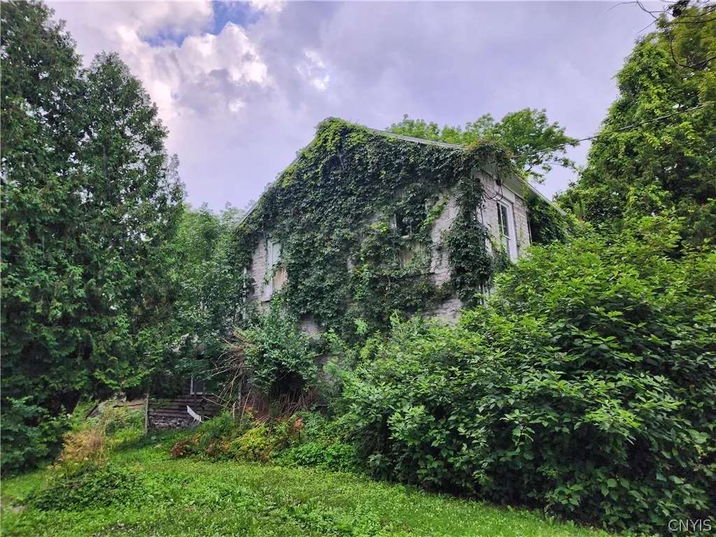 c. 1790 in Richfield Springs, NY