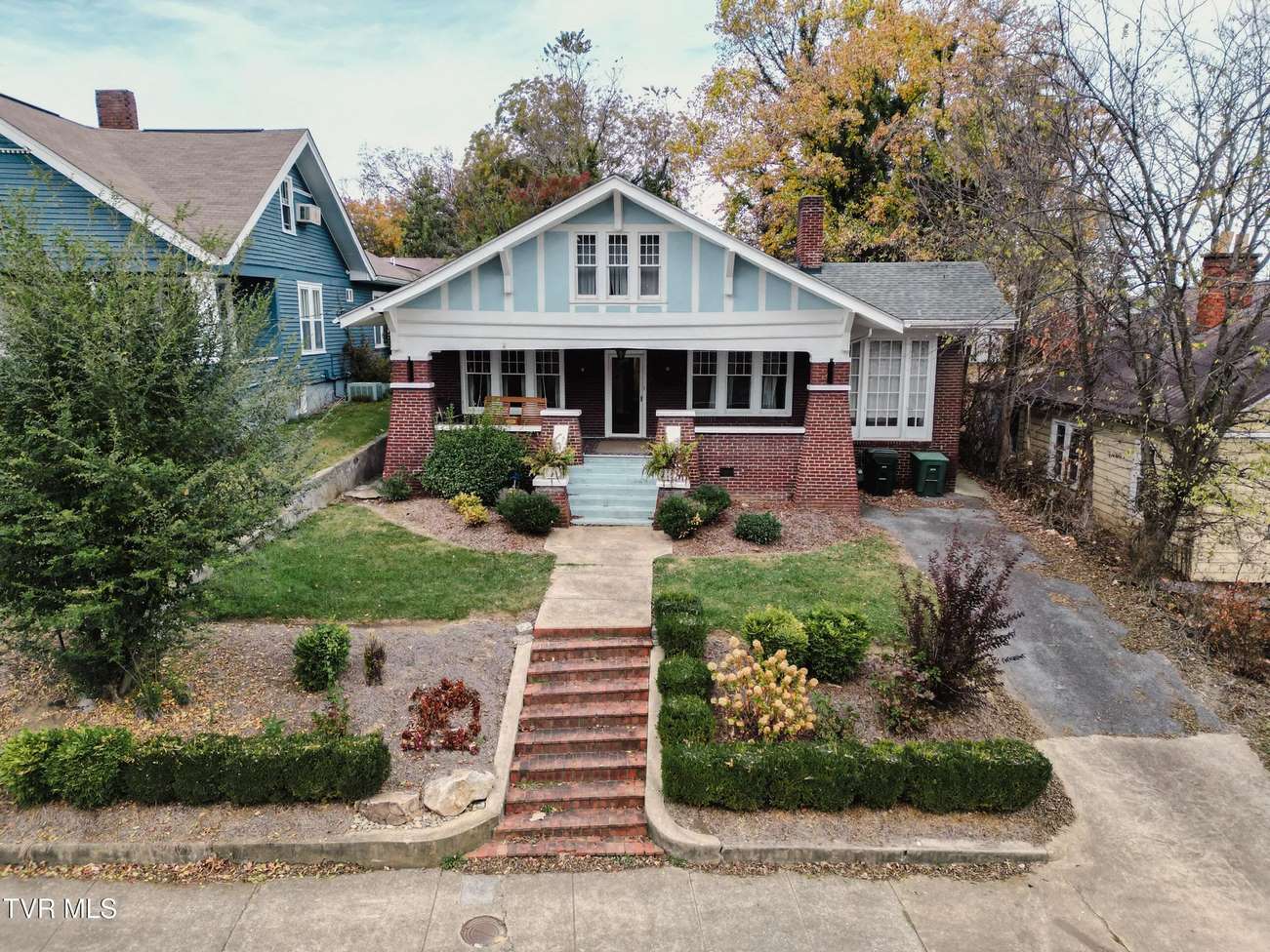 Home exterior makeovers, image size:1301x976