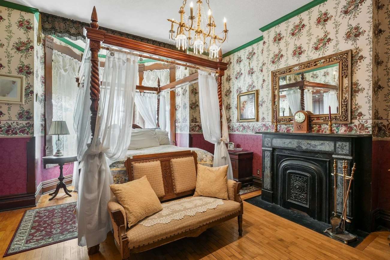 1885 Italianate in Portage, WI - Old House Dreams