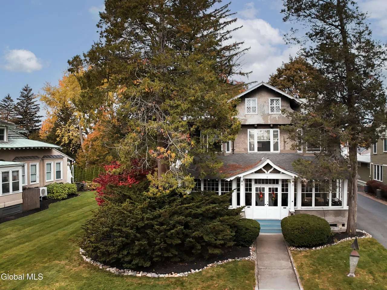 Downtown Fullerton Vintage Craftsman – 117 N. Woods Ave., Fullerton, CA  92832 | Drake Real Estate Team, image size:1280x960