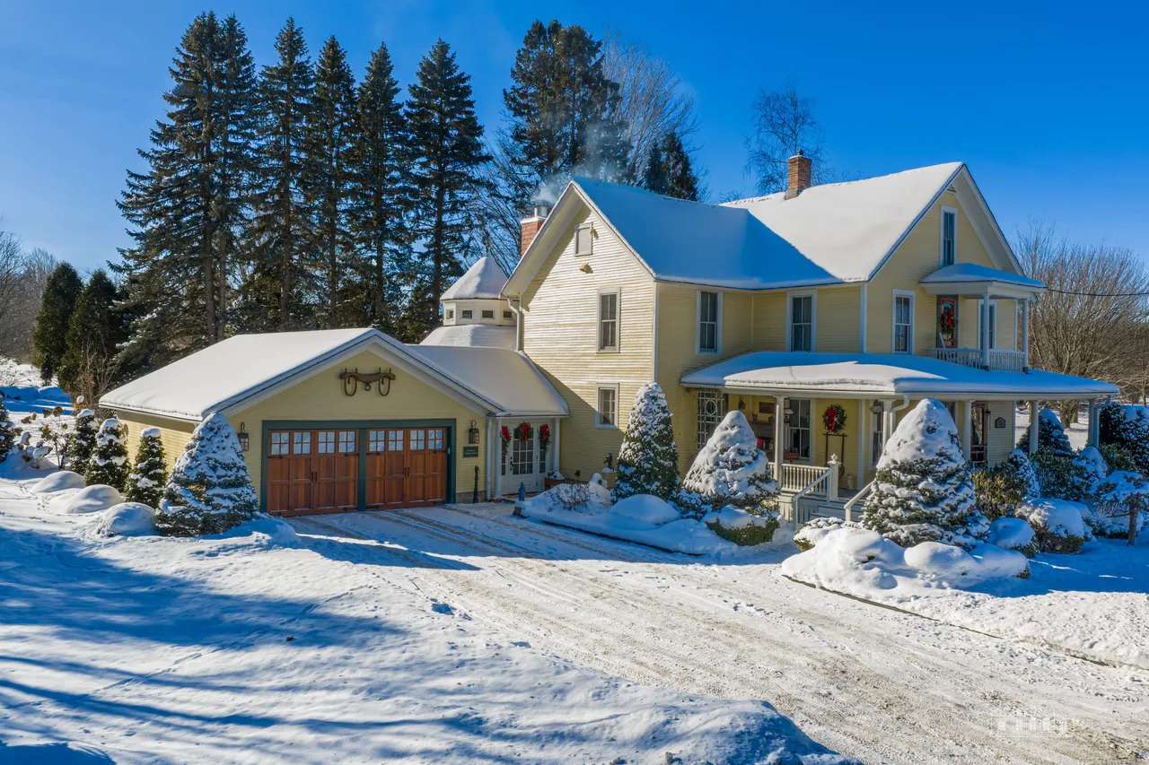 1906 in North Bangor, NY